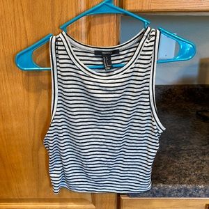 Stripped Fitted Crop Top